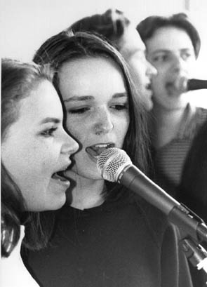 Barbara Retzl und Juliane Metzger